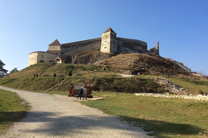 2-Day Small-Group Tour to Dracula's Castle, Rasnov Fortress, Peles Castle, Sighisoara and Libearty Brown Bear Sanctuary with Overnight in Brasov - Why two days is the sensible way to see Transylvania