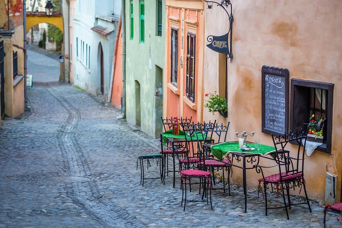 2-Day Transylvania from Bucharest: Brasov, Bran, Sighisoara - What the guides add