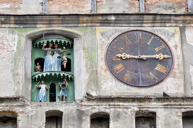 3-Day Tour of Transylvania’s Landmarks from Bucharest - Day one: royal Sinaia, Bran, and Brașov