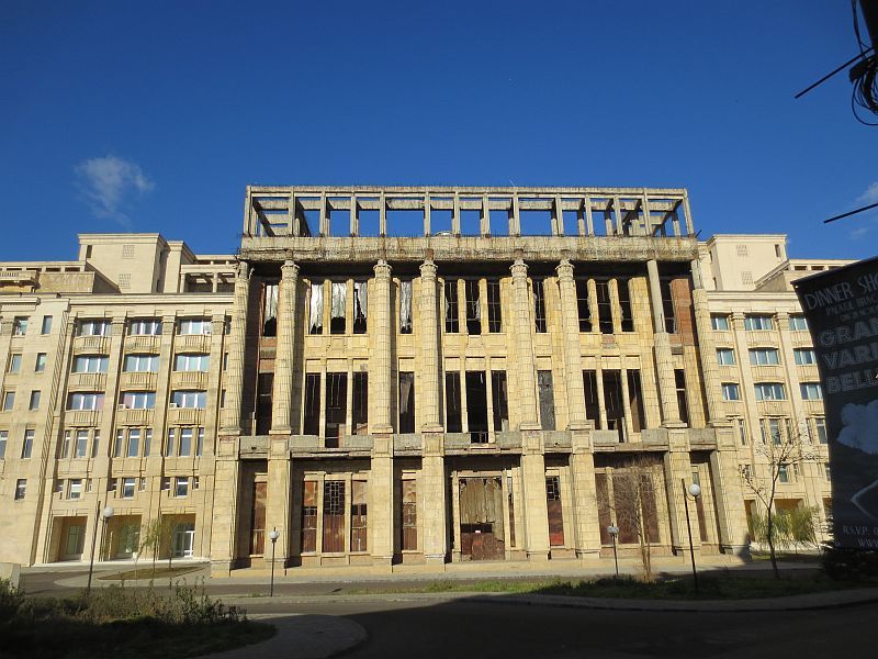 3-Hour Guided Tour of Communist Bucharest - Seeing Ceausescu’s city from the outside