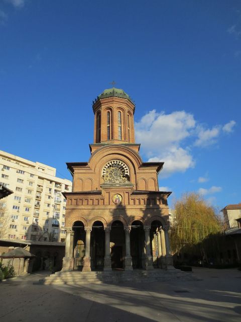 3-Hour Guided Tour of Communist Bucharest - A café break at the right moment