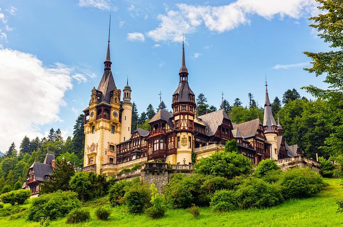 4-Day Inside Transylvania & Transfagarasan Tour from Bucharest - Corvin Castle and Alba Iulia on day three