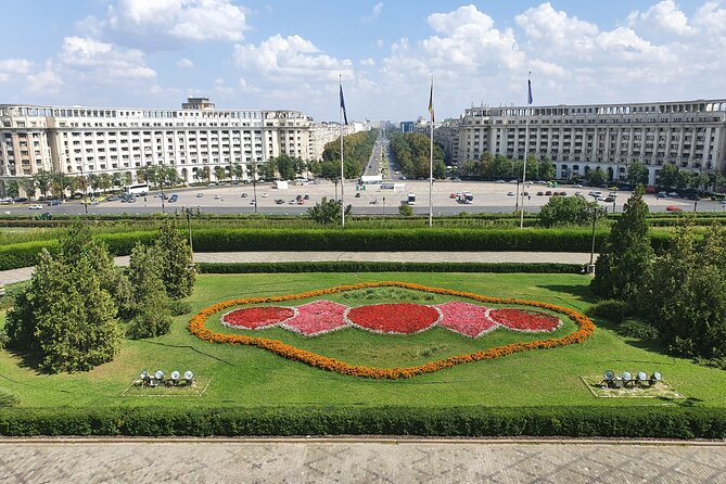4h Bucharest City Tour - Group Trip Maximum 5 Persons - The Taste of Bucharest - Guides, group size, and the personal feel