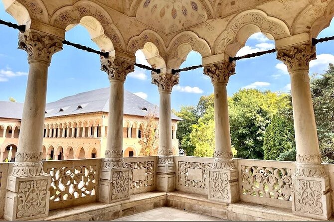 5h Abandoned Fort, Dracula's Grave and Mogoșoaia Palace, Private - Mogoșoaia Palace and the Brâncovenesc style