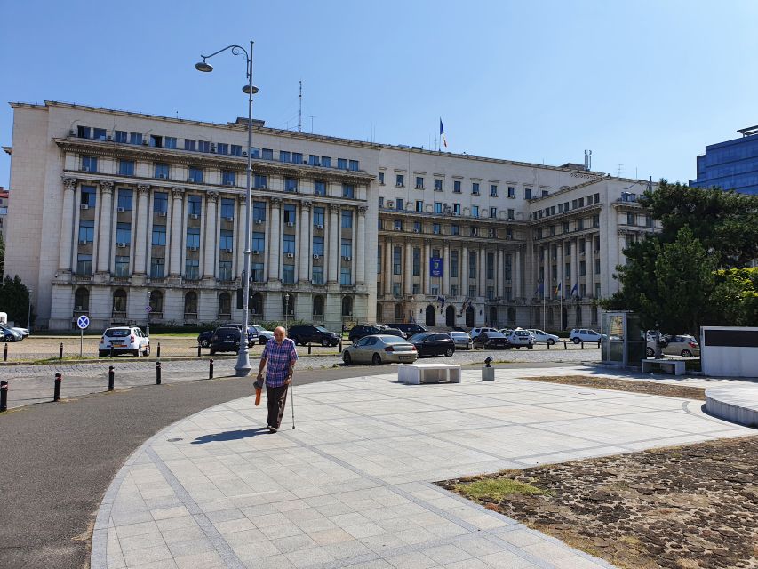 6h Communism Tour in Bucharest with Ceausescu Mansion - Revolution Square and December 1989