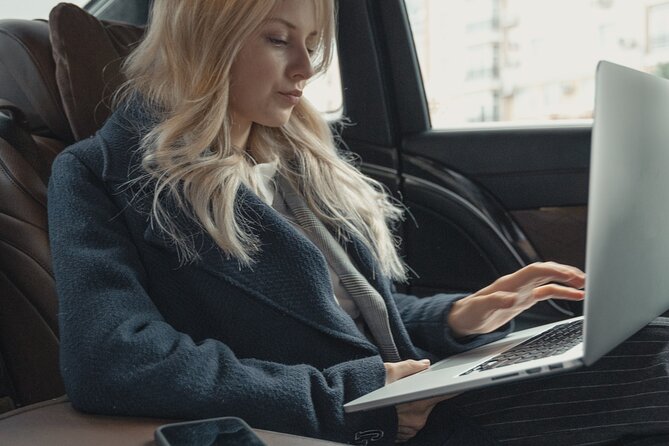 Airport transfer Otopeni to Bucharest - A private ride for up to three people