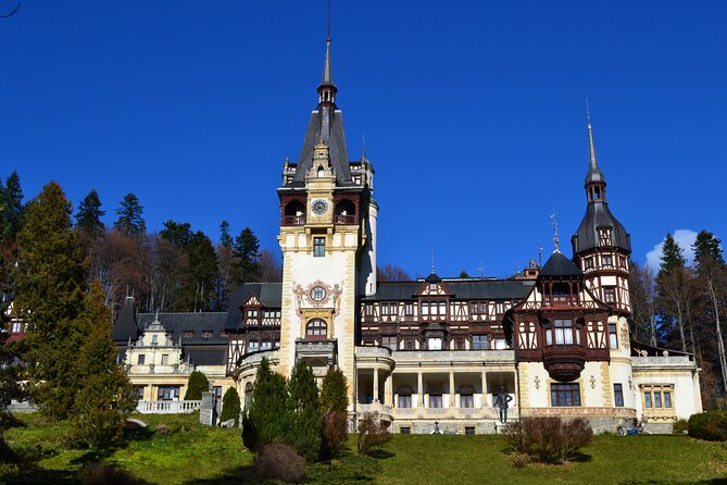 Bran & Peles Castles through the Best Road in the World: Transfagarasan road - The pace, vehicle, and overnight setup