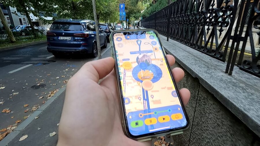Bucharest 1989 Revolution Walking Tour with Smartphone App - Who should choose this tour?