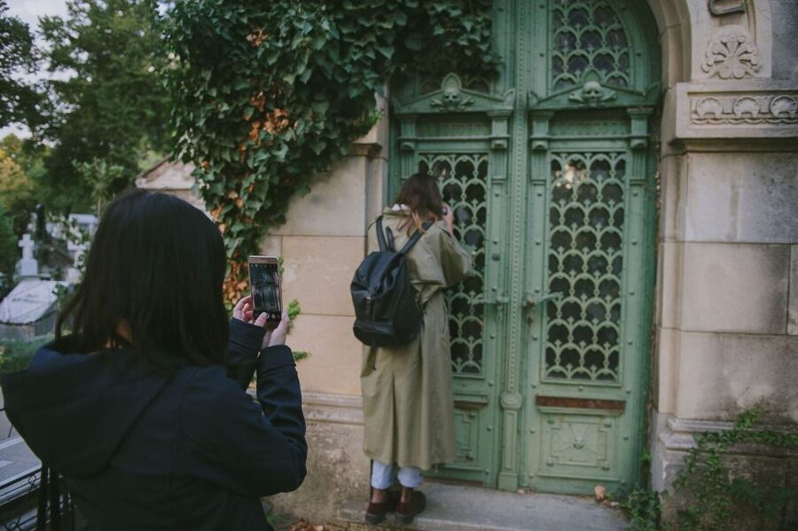 Bucharest: 3-Hour Dark History Tour with a Local - Why Bucharest’s dark side makes a good introduction