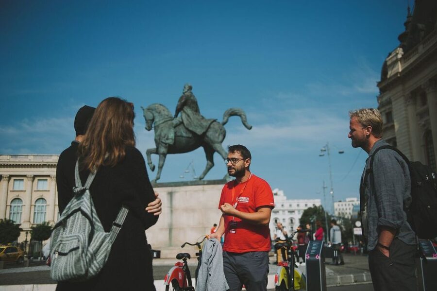 Bucharest: 3-Hour Walking Tour - Victory Avenue, royal buildings, and Kretzulescu Church