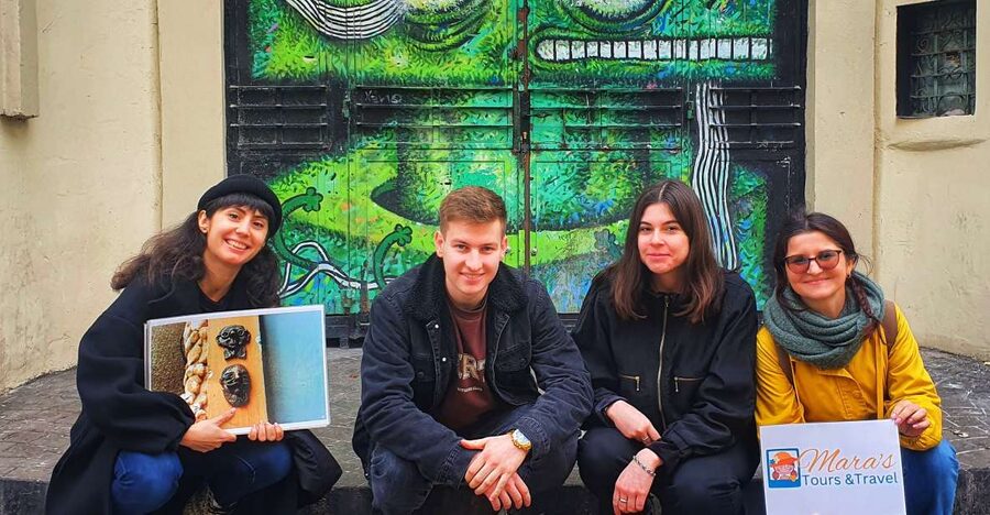 Bucharest: Alternative Sightseeing 2.5-3h-Hour Guided Tour - Why Bucharest street art makes a good city introduction