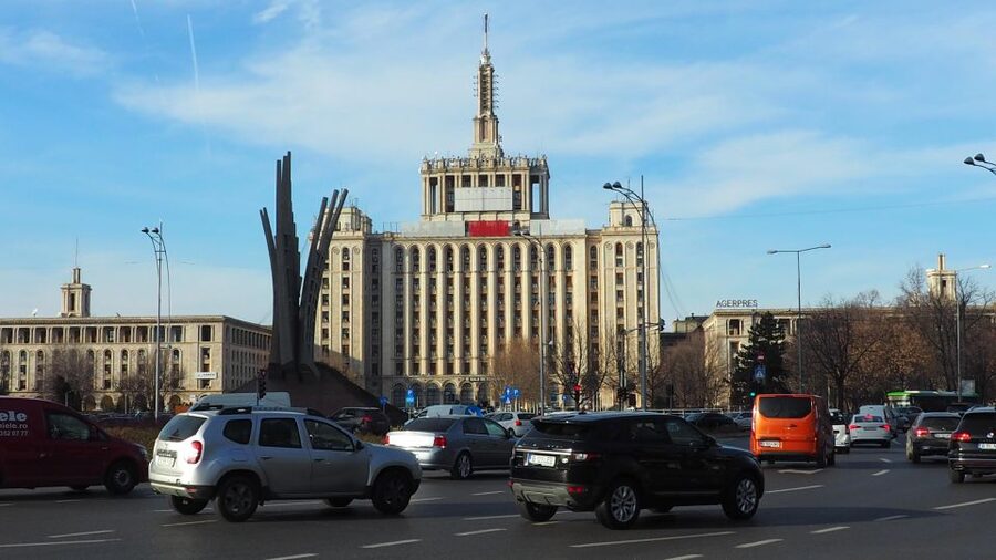 Bucharest by car - full day 'stop and visit' experience - Why a car makes sense in Bucharest