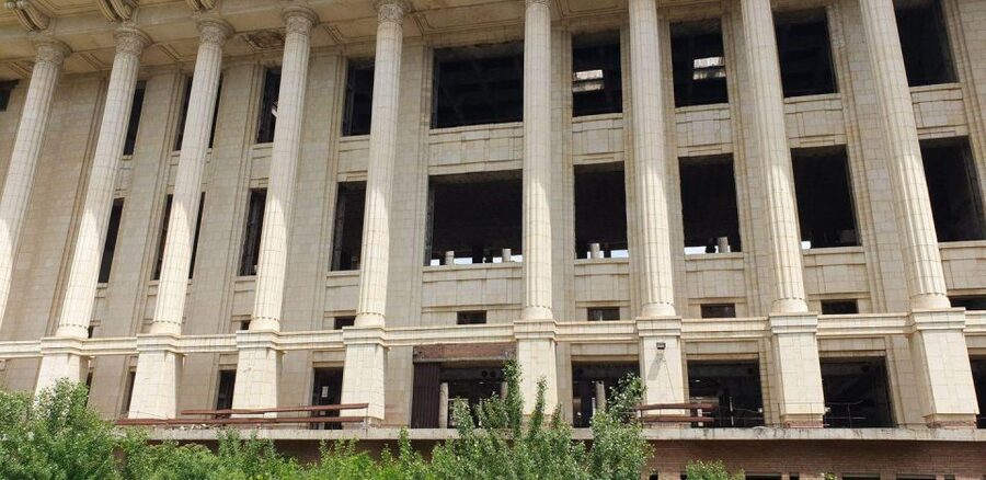 Bucharest by car - full day 'stop and visit' experience - University Square and the central avenues