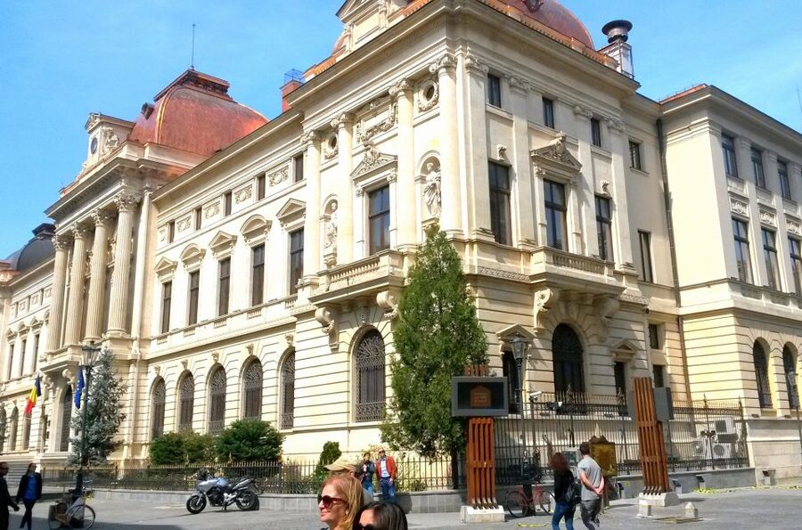 Bucharest: Charm of the Belle Époque Private Tour - Capsa Restaurant and the social life of the boulevard