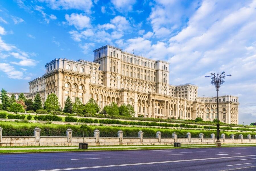 Bucharest City Tour and Wine Tasting - Key points to know