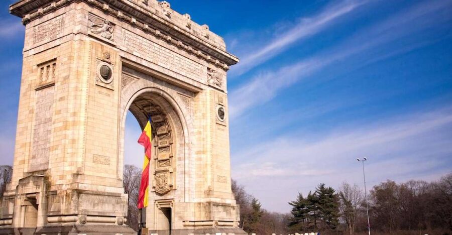 Bucharest City Tour with Village Museum - A compact introduction to Bucharest’s many faces