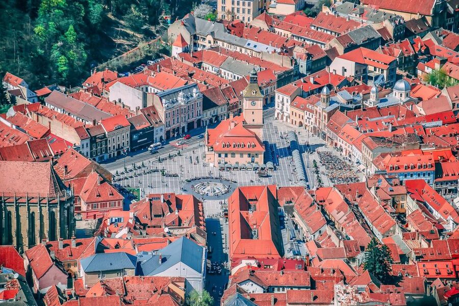 Bucharest: Day Trip to Dracula Castle, Peles Castle & Brașov - How tiring is the 14-hour schedule?