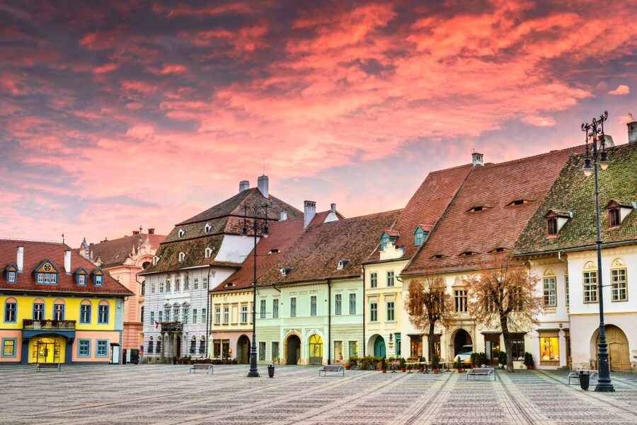 Bucharest: Dracula Castle, Peles Castle & Brasov Guided Tour - The return ride is the part to plan around
