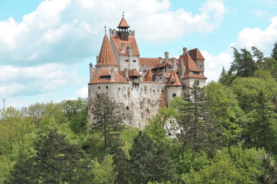 Bucharest: Dracula's Castle, Peles Castle, & Brasov Old Town - My verdict on the Transylvania day trip