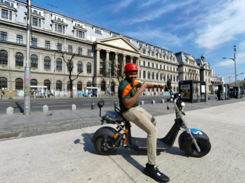 Bucharest electric city tour by Smart Balance #green - Victoria Palace and the city’s political side