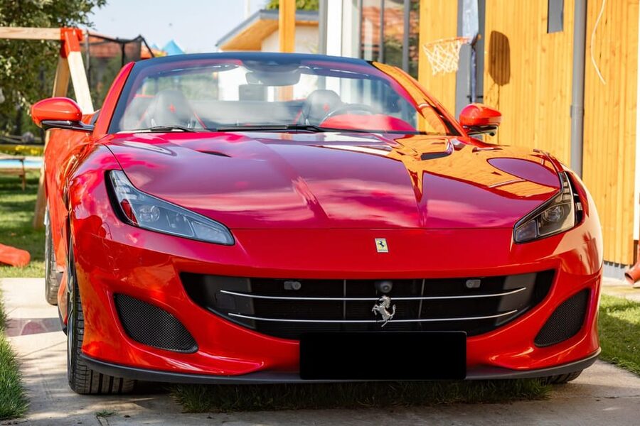 Bucharest: Ferrari Driving Experience - MEDIUM 30min - Piața Alba Iulia: an early look at the car in motion