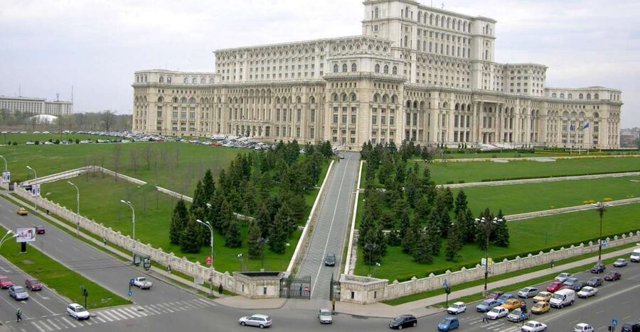 Bucharest: Half-Day Sightseeing Tour - What the four-hour Bucharest route gives you