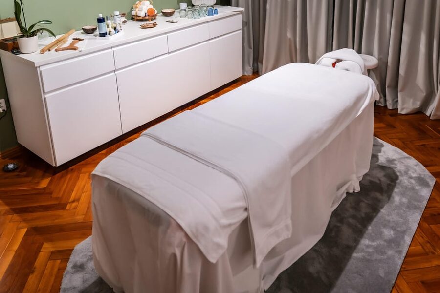 Bucharest: Harmony Wellness Center Massage Treatments - Is $56 good value?