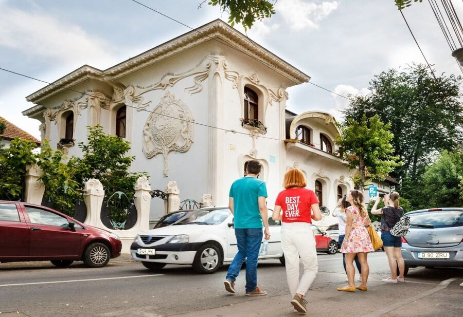Bucharest: Hidden Gems 2.5-Hour Walking Tour - Timing, comfort, and who should take it