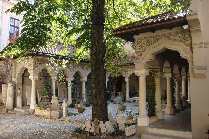 Bucharest Highlights Bike Tour - Manuc’s Inn and the taste of merchant Bucharest
