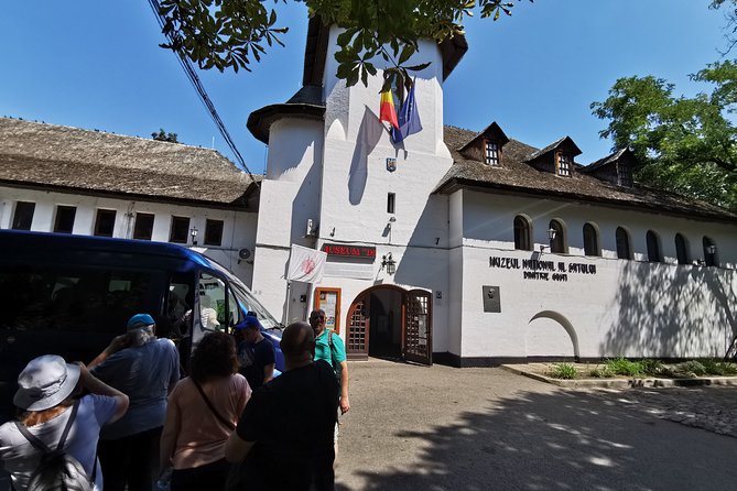Bucharest Highlights Half-Day City Tour with Pickup - The Palace of Parliament and Ceaușescu’s grand plan