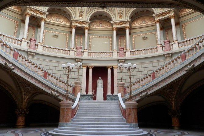 Bucharest Layover Tour (6 - Hour Private City Tour Between Flights) - The former Jewish Quarter and remaining synagogues