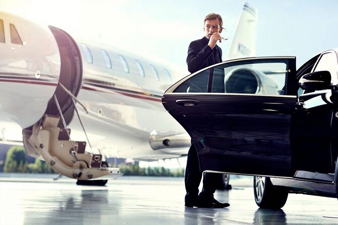 Bucharest Luxury Airport Transfer with Minivan and Business Cars - What happens after you land
