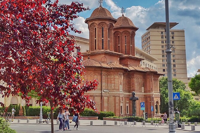 Bucharest Panoramic Sightseeing - Private City Tour - Revolution Square and the final speech of 1989