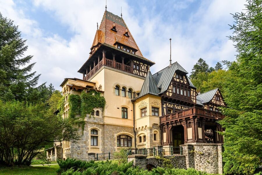 Bucharest: Peles & Dracula's Castle and Brasov Full-Day Trip - FAQ