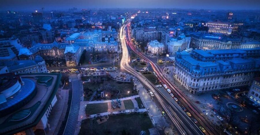 Bucharest: Private Walking Tour With A Guide (Private Tour) - How the $35 price works for different groups