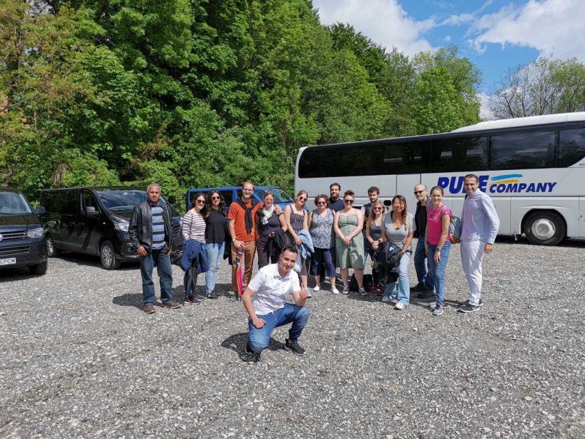 Bucharest & Surroundings: Half Day Tour - The Military Academy and the panoramic city drive