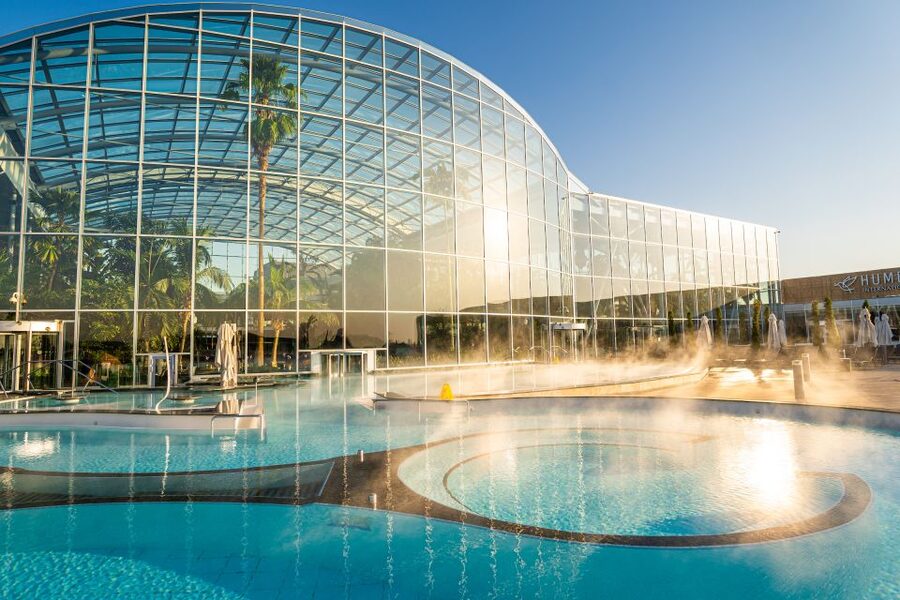 Bucharest: Therme Bucharest Entry Ticket and Transfer - Making the most of your 4.5 hours