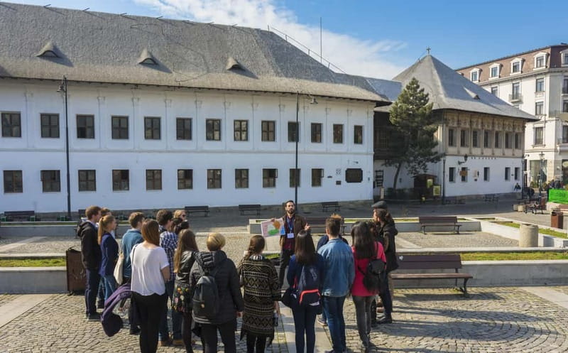 Bucharest: Tour of Old Town, Calea Victoriei & Communism - Why this route explains Bucharest so well