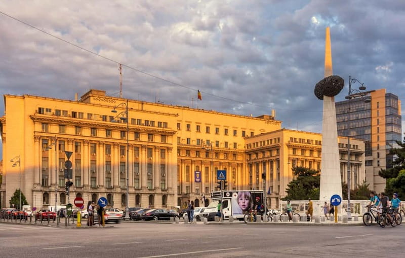 Bucharest: Tour of Old Town, Calea Victoriei & Communism - Manuc’s Inn and the medieval Old Town