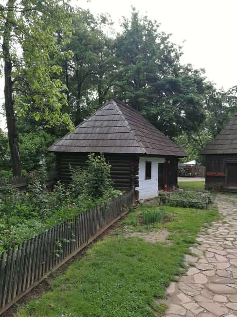 Bucharest: Village Museum Guided Tour - What the 123 settlements actually add
