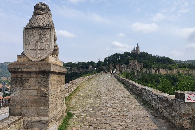 Bulgaria Day Trip: Basarabovo Monastery, Tsarevets & Arbanasi - Booking details worth checking