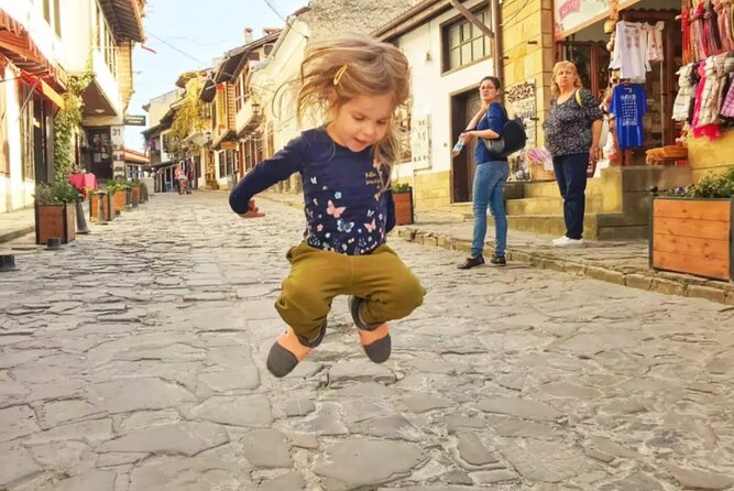 Bulgaria -Private Tour- Basarbovo, Arbanasi, Veliko Tarnovo - Arbanasi and its fortress-like houses
