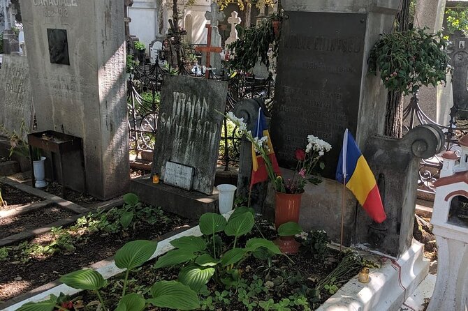Darkside Tour of Bucharest - small group - Who should book this walk?