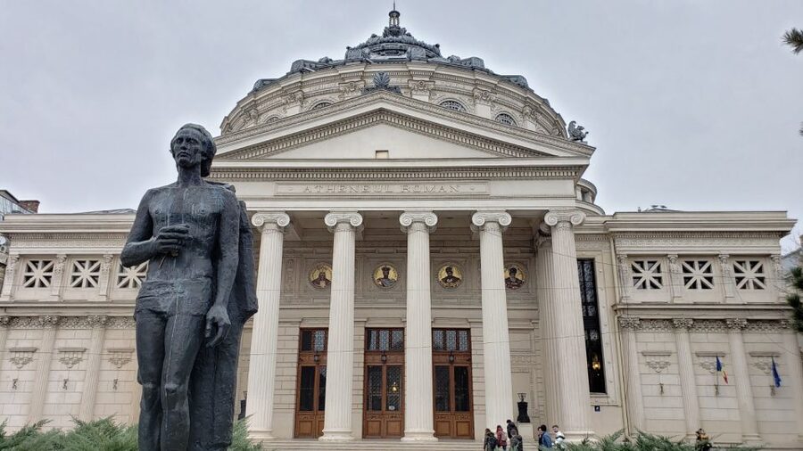 Discover Bucharest: Exclusive Half-Day Private City Tour - The Arch of Triumph and Victoriei Square