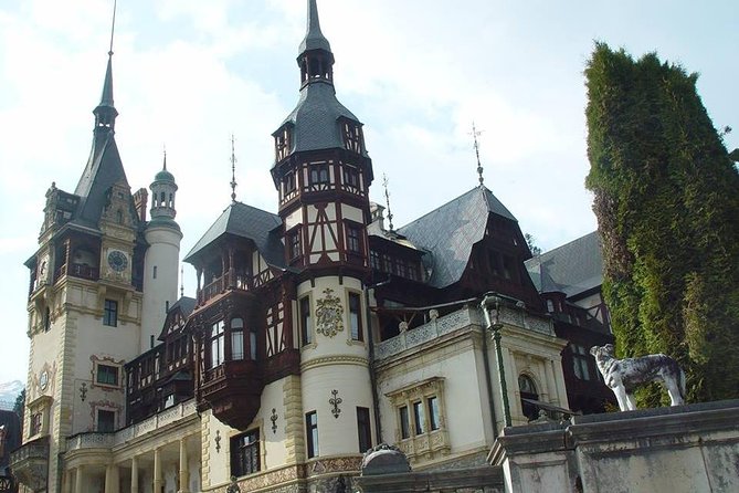 Dracula Private Tour - Brasov’s old center after the castles