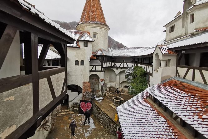 Dracula's Castle, Follow the legend in Transylvania, private tour from Bucharest - Bran Castle and the Dracula connection