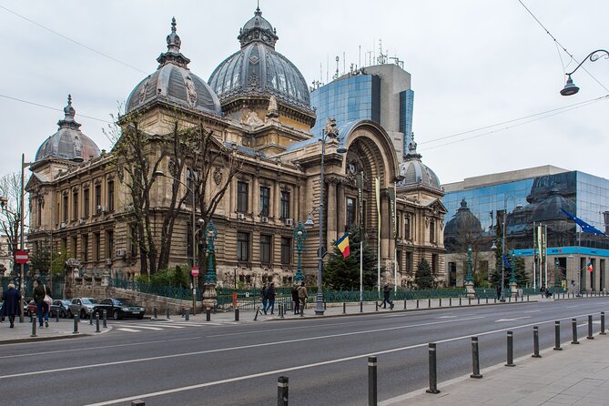 Explore Bucharest Step by Step With A Local Guide - Revolution Square and the last speech of 1989