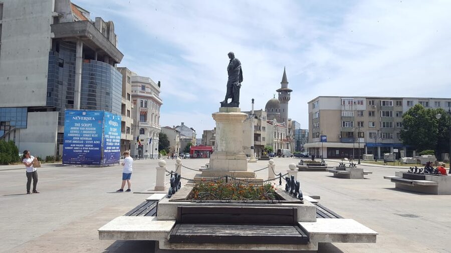 From Bucharest: A Day by the Black Sea Shared Group Tour - What is included in the $112 price