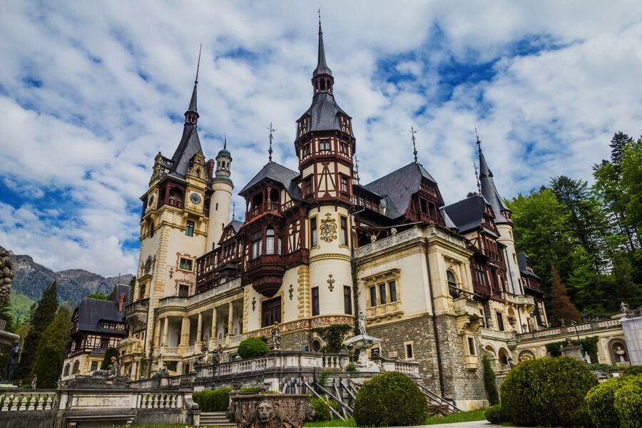 From Bucharest: A Taste of Transylvania: Private Tour - Why a private car matters on this route