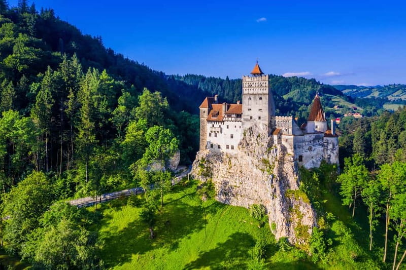 From Bucharest: Peles Castle, Brasov & Bran Castle Day Trip - Peleș Castle and the royal setting at Sinaia